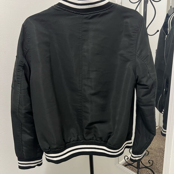 Black and White Bomber Jacket with Striped Collar and Silver Zipper.  #004 - Picture 6 of 7